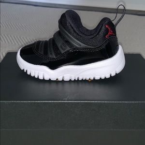 Jordan 11 Retro Little Flex
